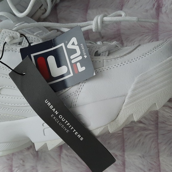 Fila Disrupter 2 Urban Outfitters Exclusive White Lace Up Tennis Sneaker Size8.5 - Picture 4 of 13